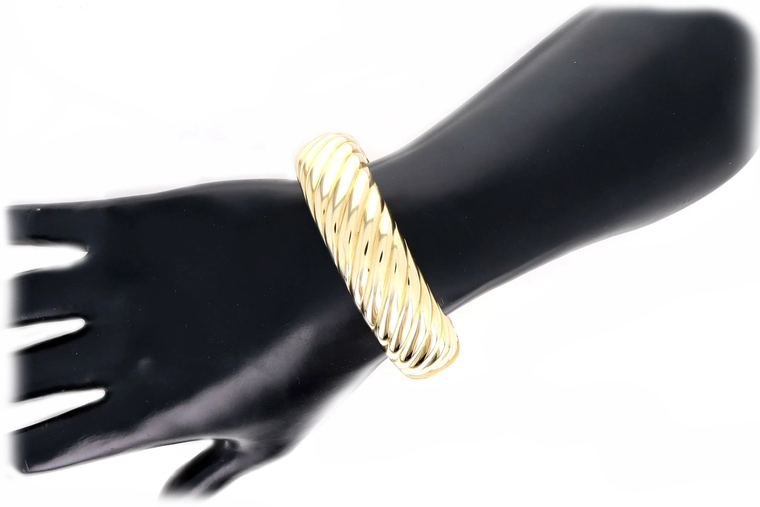 18K Yellow Gold Wide Cable Bangle