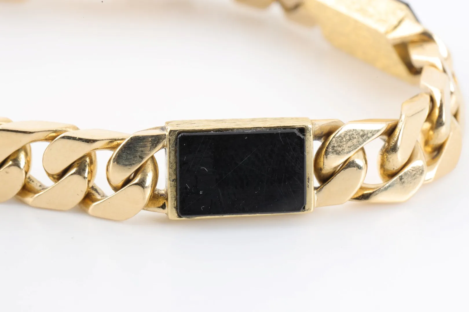 7.5" Tiffany & Co. 18k Yellow Gold Vintage Onyx Curb Chain Bracelet (44.38g.)