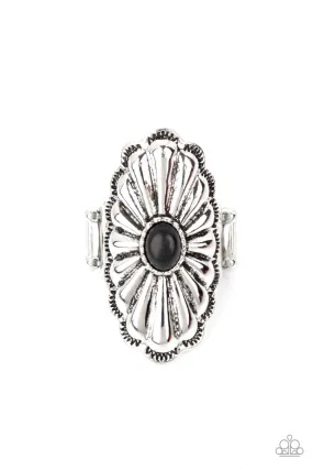 Paparazzi Cottage Couture - Black Ring