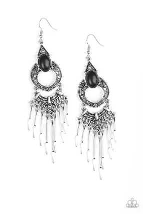 Paparazzi Southern Spearhead - Black Earrings