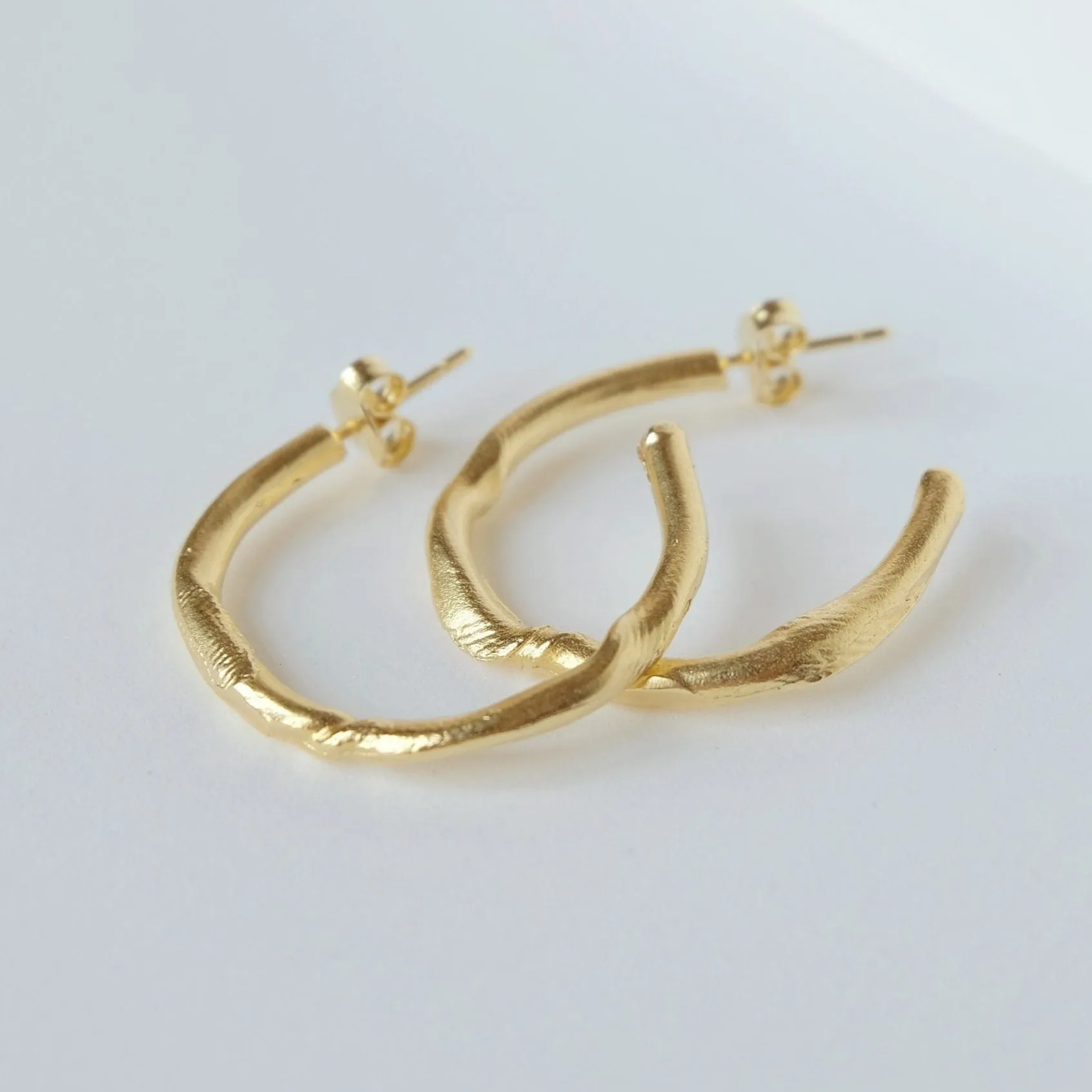 Twin Hoops, Gold